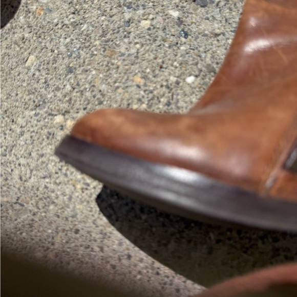 Miss KG Kurt Geiger size 6 Brown Heeled Boots with Chunky Heel Gold accent GUC - Picture 5 of 9